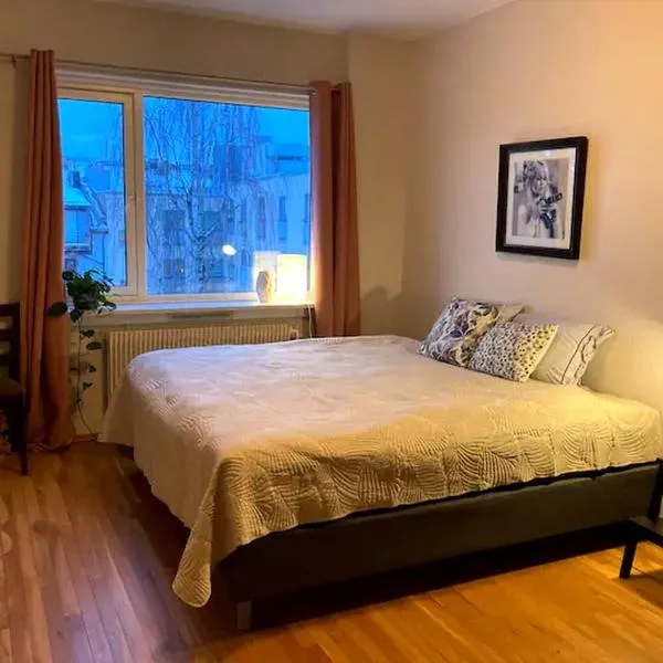 Spacious & cosy apartment - ideal location Majorstuen，位于奥斯陆的酒店