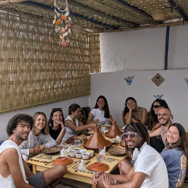 Emallayan Hostel,位于依索安的酒店