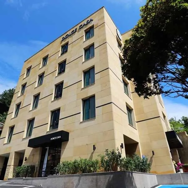 Namyangju Bukhangang dolcecasa hotel，位于Namyangju的酒店