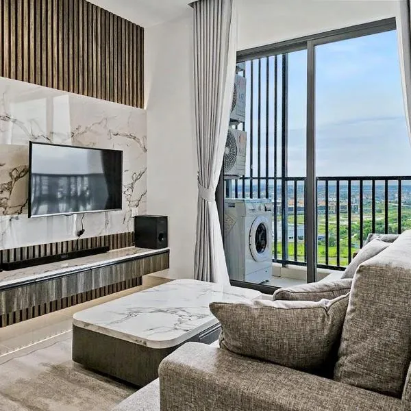 Modera Suites at Parkland Condo TK，位于金边的酒店