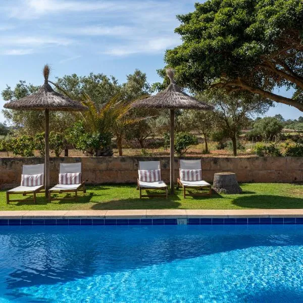 Hotel Agroturismo Finca Son Pieras，位于柳奇马约尔的酒店
