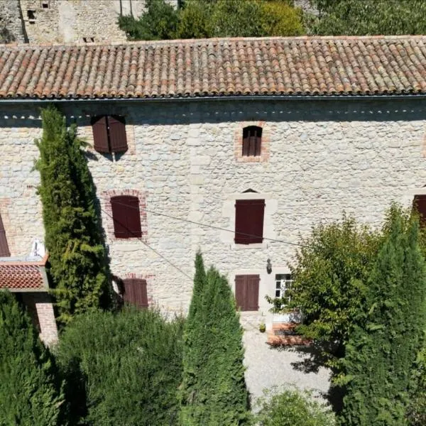 Magnanerie XVIIIᵉ - Pierre & Sens - Cévennes,位于Les Tavernes的酒店