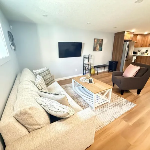 2 bedroom Cozy Secondary suite，位于卡尔加里的酒店