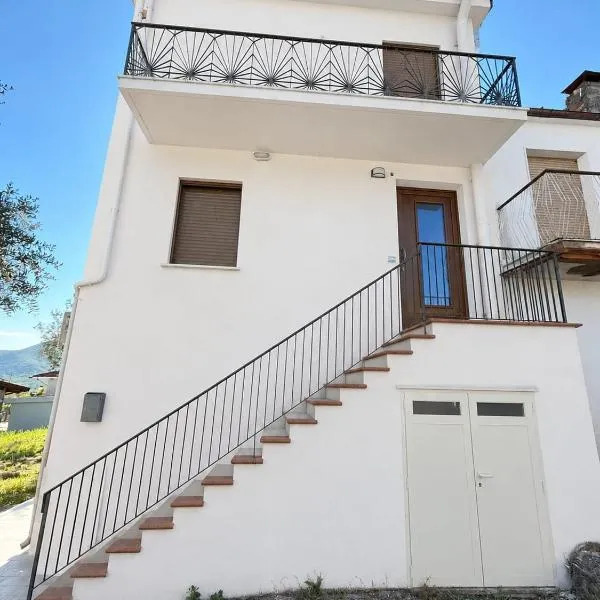 Fuori Dal Borgo,位于Fornelli的酒店