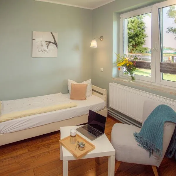 WELTRAD Bed&Bike Hostel am Fluss - mit eigenem Bad!，位于舍纳贝克的酒店