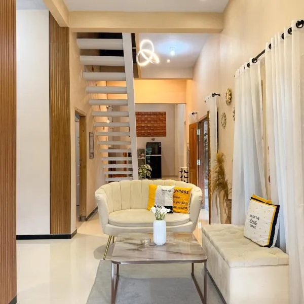 Tafufu Villa Tumpak Sewu，位于Sumberbopong的酒店