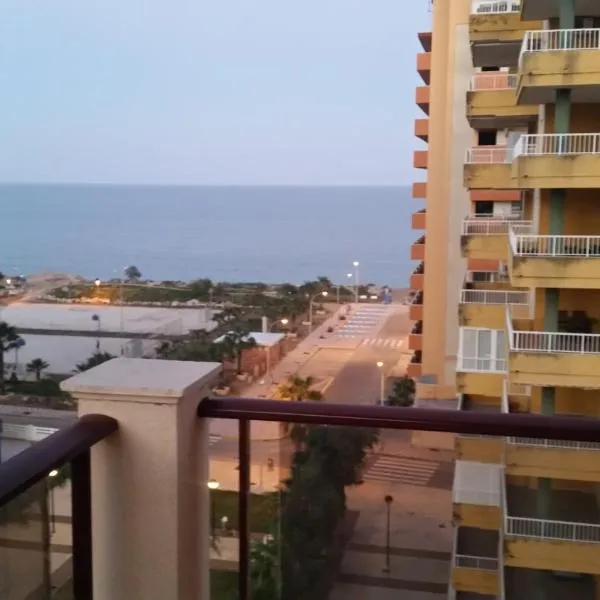 Apartamento con Vista al Mar，位于塔韦尔内斯德拉瓦利迪格纳的酒店