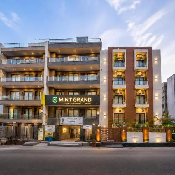 Hotel Mint Grand - A Smart Stay Near Yashobhoomi，位于新德里的酒店