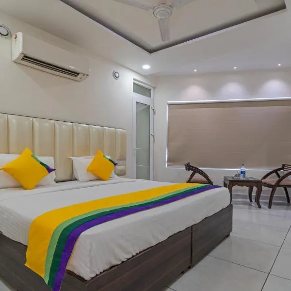Itsy Hotels P Grand，位于卢迪亚纳的酒店