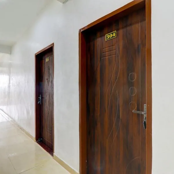 Hotel O SHUKLA HERITAGE INN，位于勒克瑙的酒店