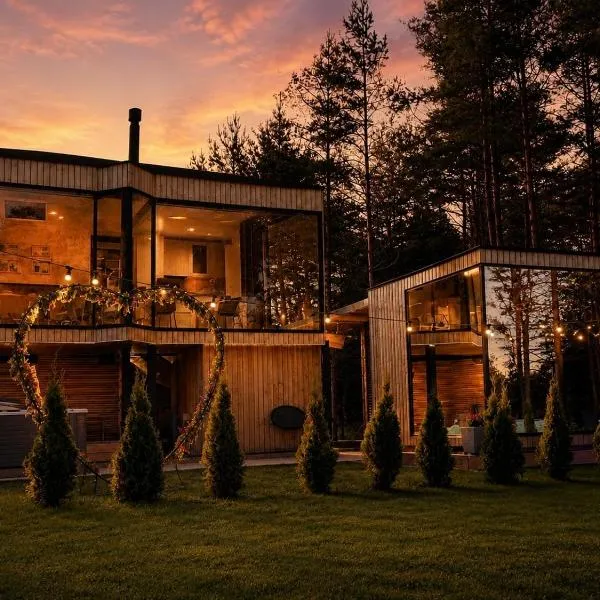 Luxury Tahkuranna SPA villa Pärnu，位于Laadi的酒店