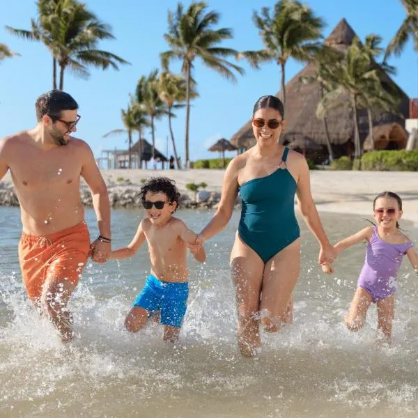 Dreams Aventuras Riviera Maya - All Inclusive，位于阿文图拉斯港的酒店