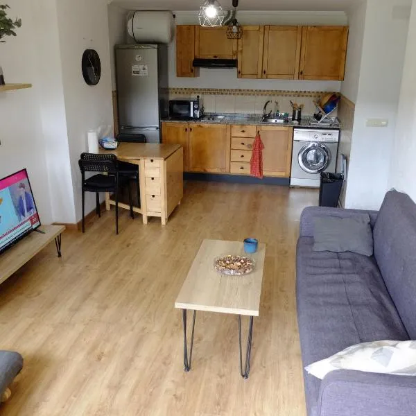 Apartamento Valdenieve VUTE-15-041，位于巴尔德利纳雷斯的酒店