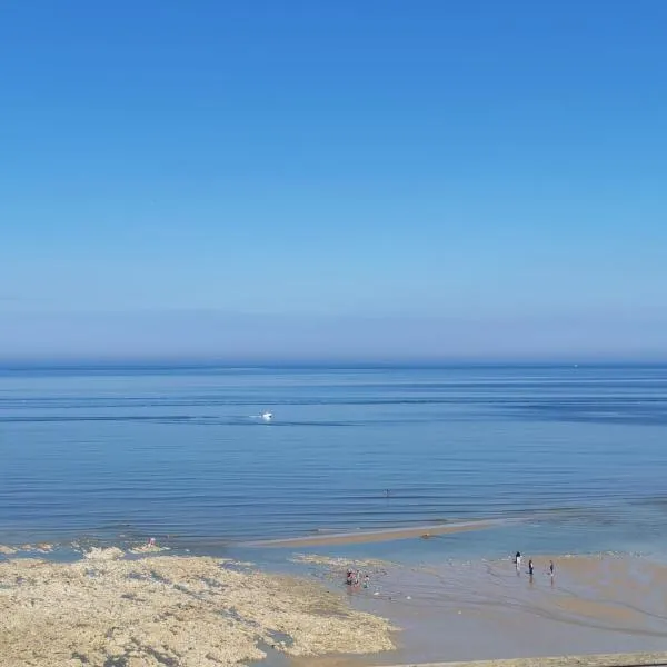 Superbe vue mer... Au calme，位于欧村的酒店