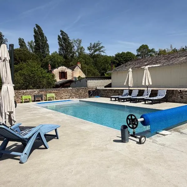 Nid douillet, grande piscine et voie verte，位于Abilly-Sur-Claise的酒店