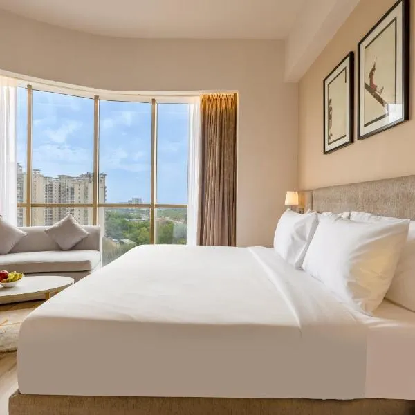 Golden Tulip Gurugram , Sector - 80，位于古尔冈的酒店