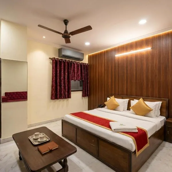 Hotel Happy Hotels & Suites - Saket Metro，位于新德里的酒店