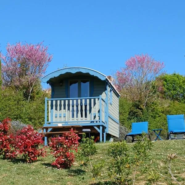 Roulotte du Touton avec climatisation，位于Preignan的酒店