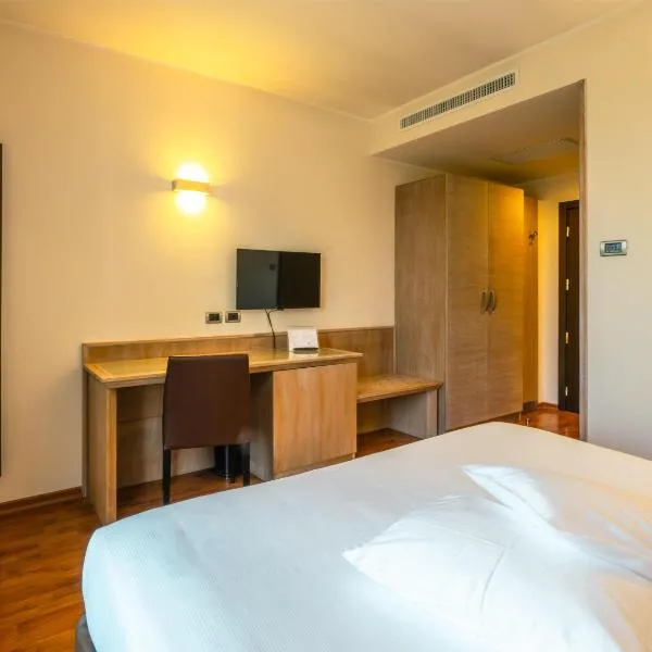 San Giorgio, Sure Hotel Collection by Best Western，位于弗利的酒店