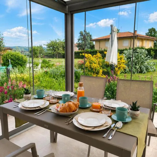 Il Giardino di Sofia B&B,位于Piozzo的酒店