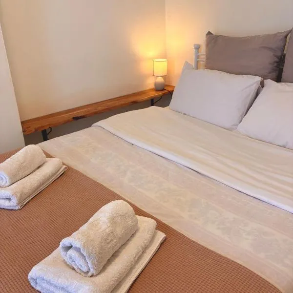 Port Breeze Apartments，位于卡罗维西的酒店