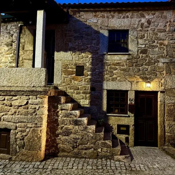 Casa D Dinis，位于Alfaiates的酒店