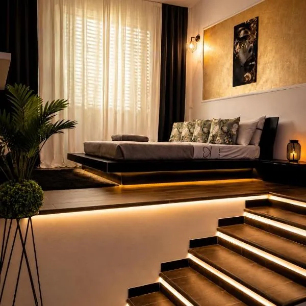 Rebecca's Noir Suite，位于雷焦艾米利亚的酒店