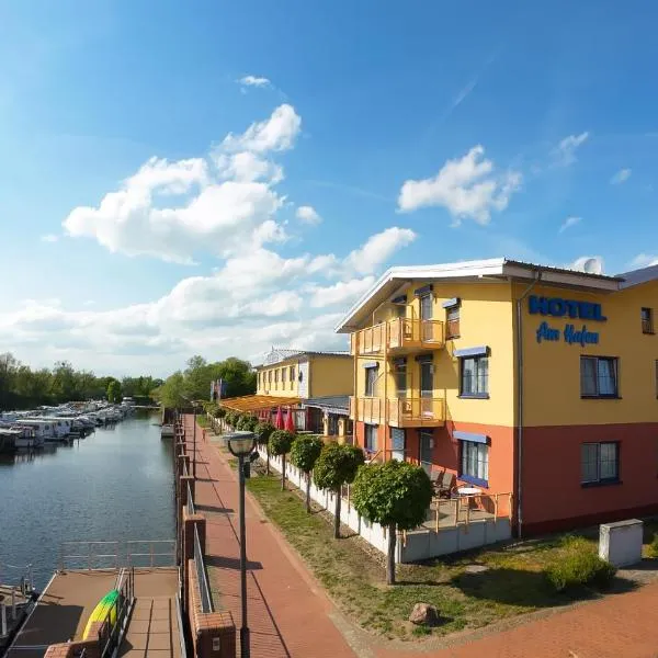 Hotel am Hafen Havelberg，位于哈弗尔贝格的酒店