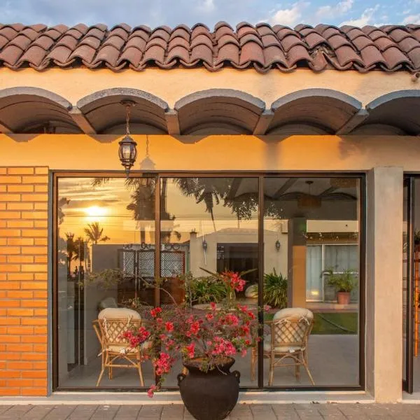 Dpto. a unos pasos de la playa en Las Brisas,位于曼萨尼约的酒店