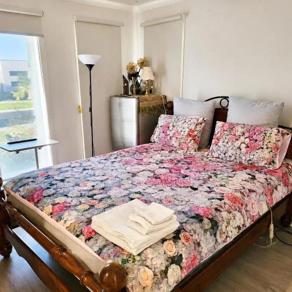 Room in Officer，位于Officer的酒店