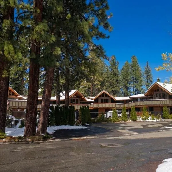 Gondola Lodge with Free Beach Voucher，位于南太浩湖的酒店