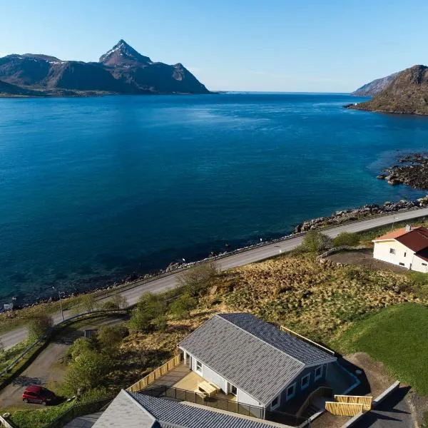 Lofoten Paradise Cabins Sea View，位于Napp的酒店