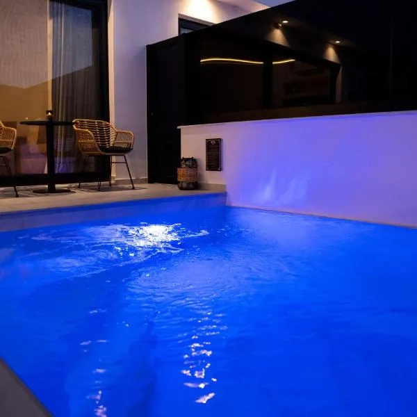 Black Diamond Airport Luxury Pool Suites，位于阿特米达的酒店