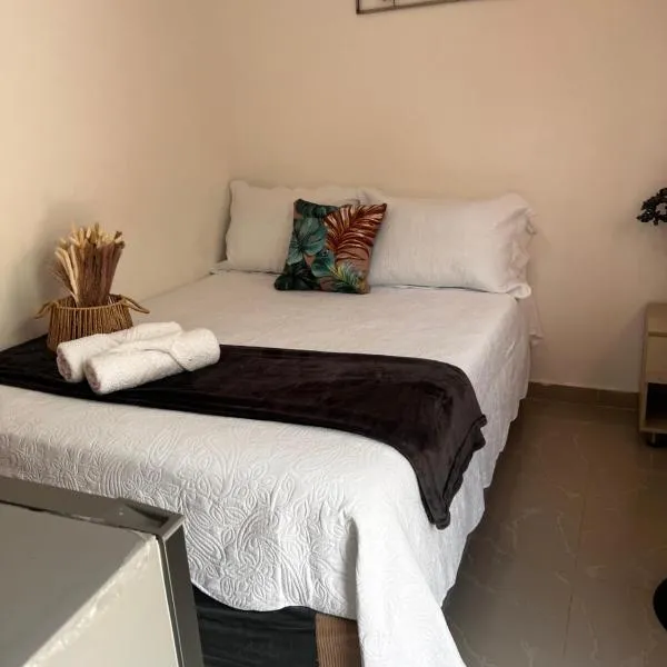 Habitación confortable y terraza Hamacas Coveñas，位于科韦尼亚斯的酒店