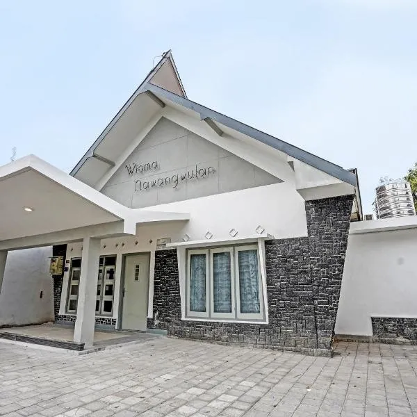 Hotel O Nawangwulan，位于勿里达的酒店
