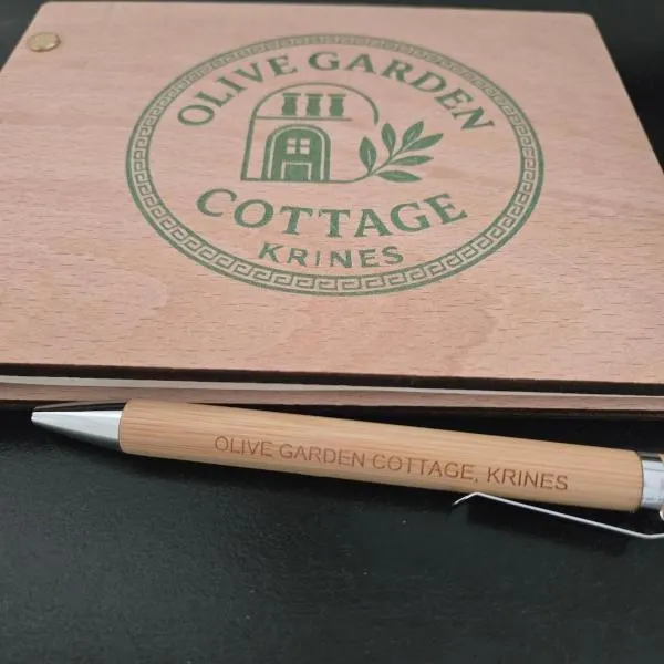 Olive garden cottage, Krines，位于Vélon的酒店