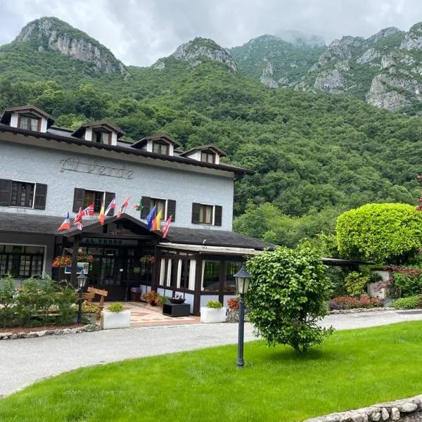 Hotel Al Verde，位于曼德洛德拉廖的酒店