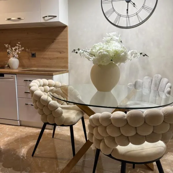 Rosabell，位于伊莫茨基的酒店