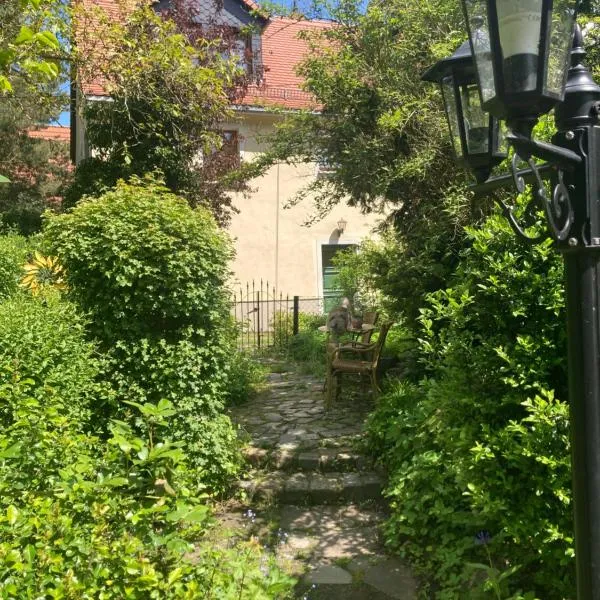 Ferienwohnung Haubitz，位于博尔纳的酒店