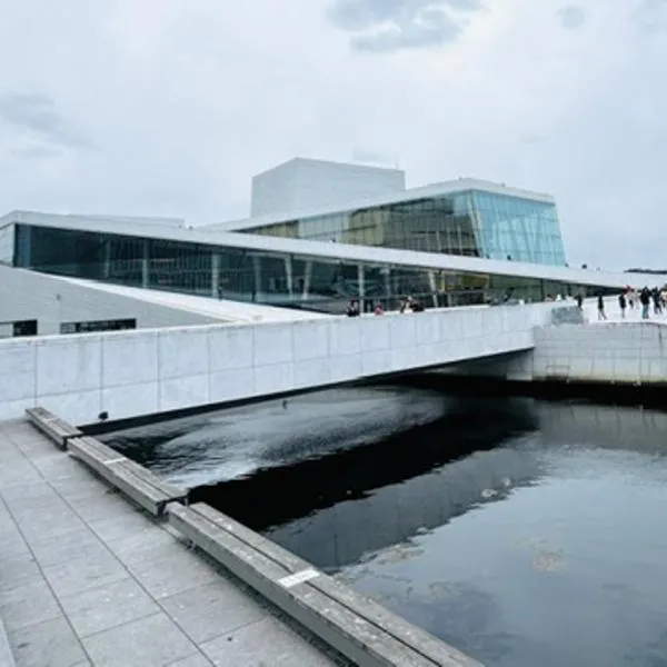 BJØRVIKA Apartment-Privat Lounge with Beautiful View & Close to everything，位于奥斯陆的酒店