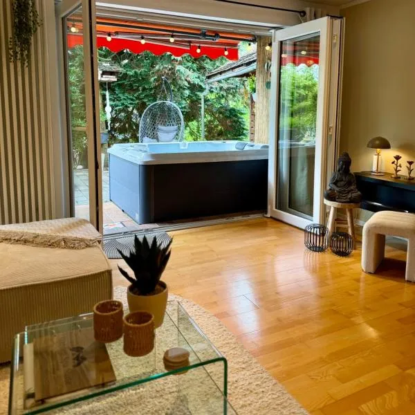 Garden Spa Suite - Private Sauna & Whirlpool，位于Betzdorf的酒店