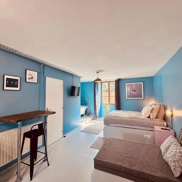 Suite Privée, Bain, Kitchenette, en Champagne，位于Orges的酒店