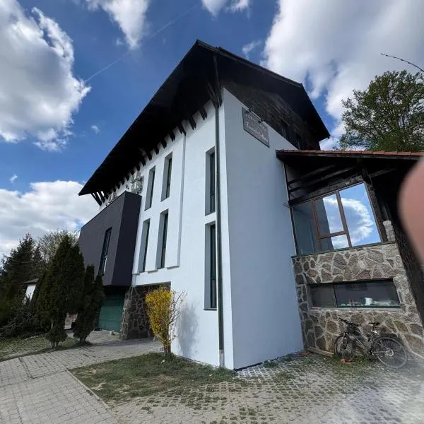 Franzdorf Alpin，位于沃利乌格乡的酒店
