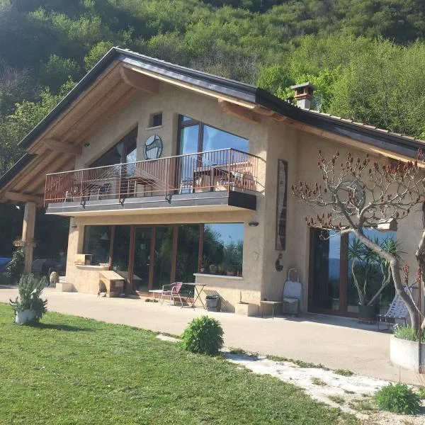 B&B Il giardino segreto，位于Provaglio Val Sabbia的酒店