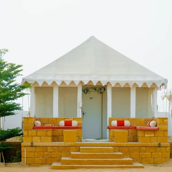 Desert Heritage Luxury Camp & Resort Sam，位于山姆的酒店