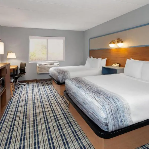 AmericInn by Wyndham Appleton North Little Chute，位于阿普尔顿的酒店