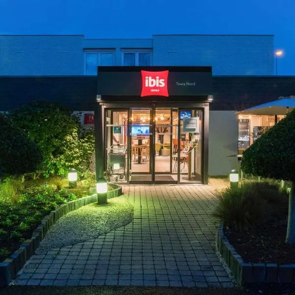 图尔诺德宜必思酒店，位于图尔的酒店