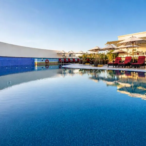 Sunday Hotel Holiday International Dubai，位于迪拜的酒店