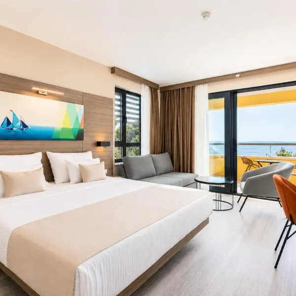 Hotel Antonio，位于马卡尔斯卡的酒店