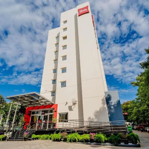 ibis Asuncion，位于亚松森的酒店